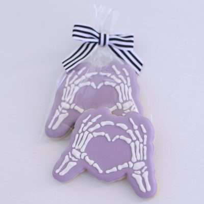 Skeleton Heart Hands Cookie